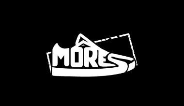 Loker Shopkeeper di Mores Store
